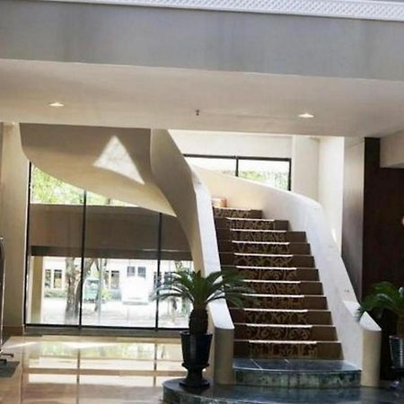 Kyriad Bumiminang Hotel Паданг Экстерьер фото